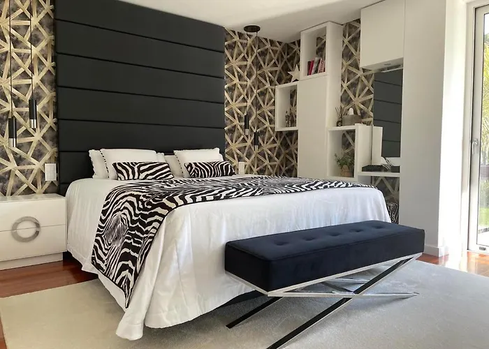 Wonderful House Between The Sea And The Forest *