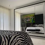 빌라 Wonderful House Between The Sea And The Forest