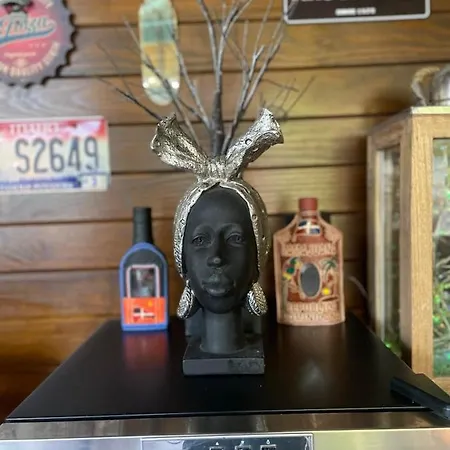 Wonderful House Between The Sea And The Forest