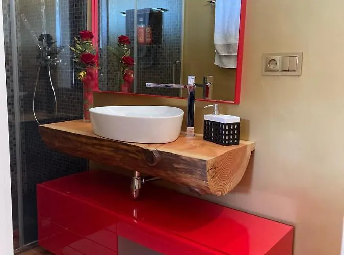 Wonderful House Between The Sea And The Forest *